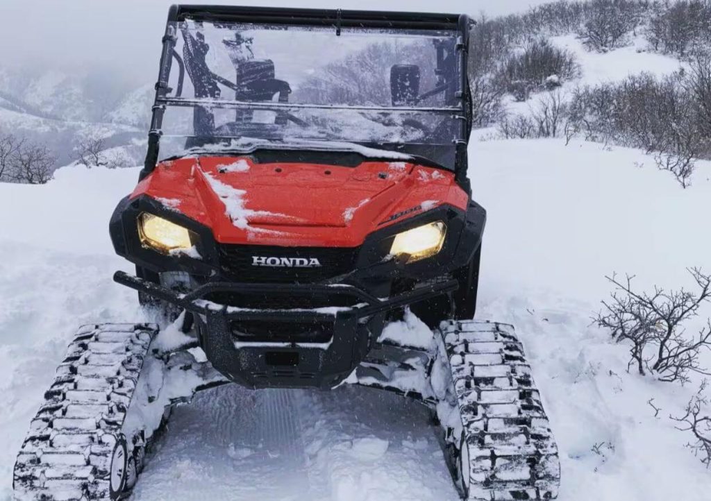 Honda Pioneer 1000 Tracks